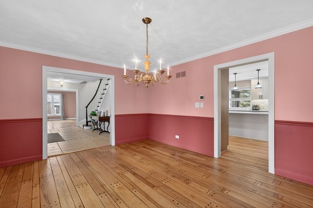 11N080 Juliet Drive, Elgin, IL 60124