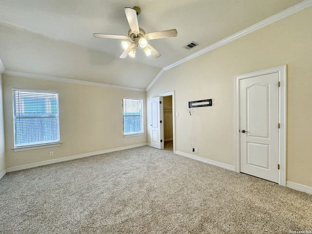 2103 PREAKNESS LN, San Antonio, TX 78248