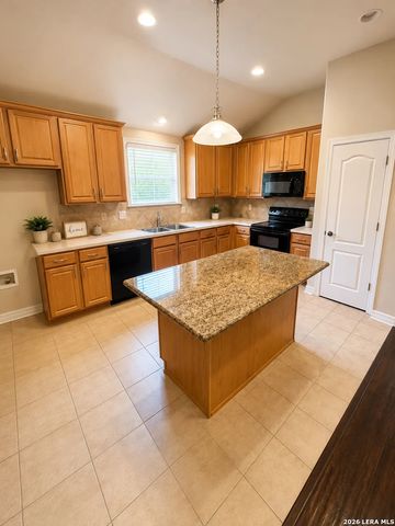 2103 PREAKNESS LN, San Antonio, TX 78248