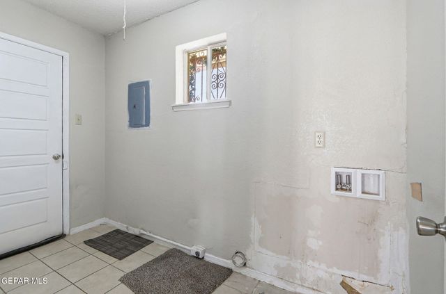 1269 DAKOTA Street, El Paso, TX 79930