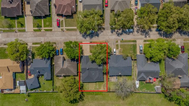 6219 Canada Drive, Pasadena, TX 77505