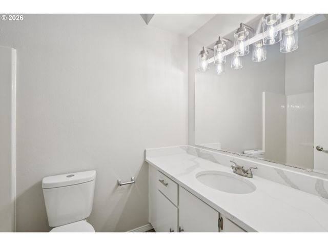 4390 Sw 196th Ave, Beaverton, OR 97078