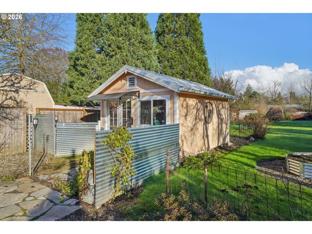 4390 Sw 196th Ave, Beaverton, OR 97078