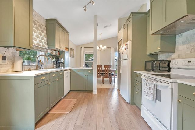 12105 HARKNESS COURT, Orlando, FL 32828