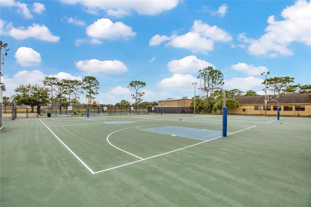 12105 HARKNESS COURT, Orlando, FL 32828