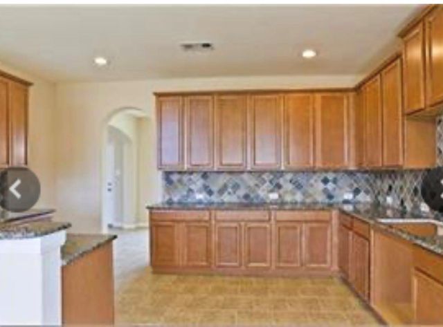 11607 Balthamwood Lane, Tomball, TX 77377