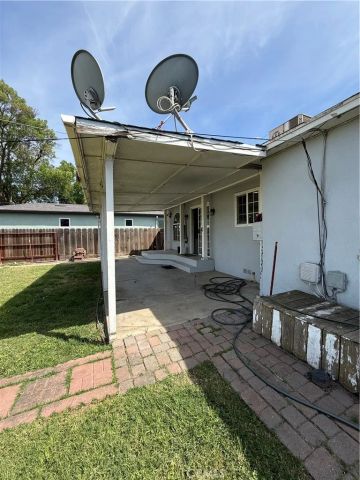 1127 W 23rd, Merced, CA 95340