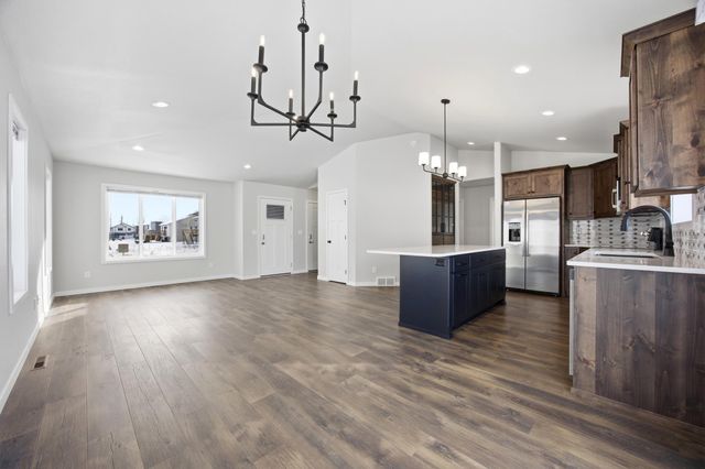 6183 Martin Lane W, West Fargo, ND 58078