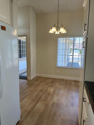 410 Cirby Oaks Ct, Roseville, CA 95678