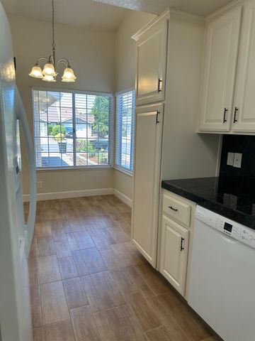 410 Cirby Oaks Ct, Roseville, CA 95678