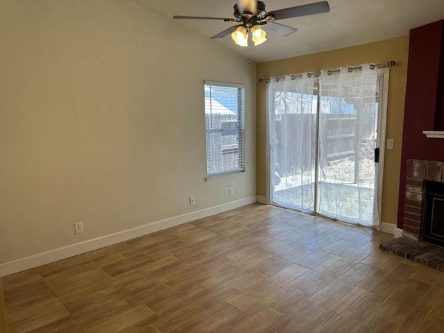 410 Cirby Oaks Ct, Roseville, CA 95678