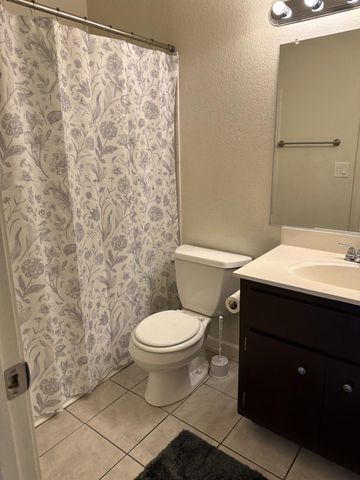410 Cirby Oaks Ct, Roseville, CA 95678