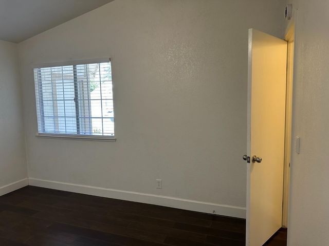 410 Cirby Oaks Ct, Roseville, CA 95678