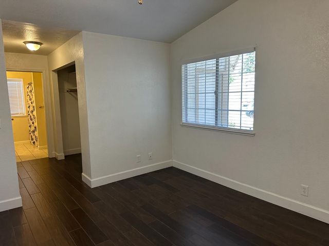 410 Cirby Oaks Ct, Roseville, CA 95678