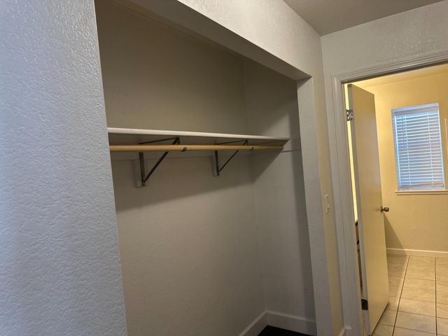 410 Cirby Oaks Ct, Roseville, CA 95678