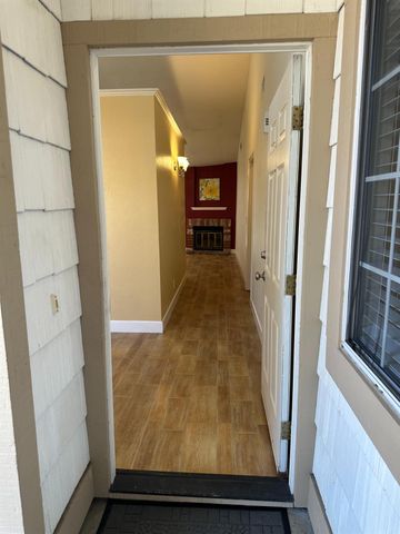 410 Cirby Oaks Ct, Roseville, CA 95678