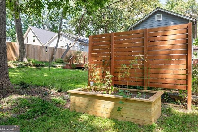 1010 Dill Avenue SW, Atlanta, GA 30310