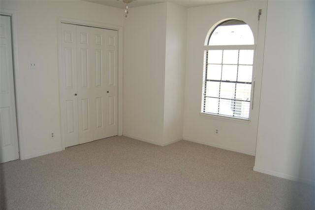3100 75th Street 3, Galveston, TX 77551