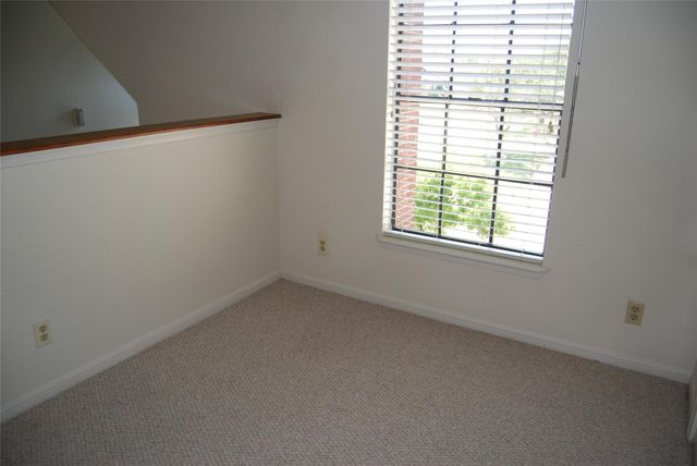 3100 75th Street 3, Galveston, TX 77551