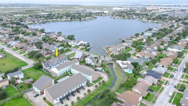 3100 75th Street 3, Galveston, TX 77551