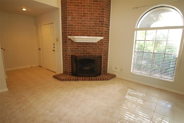 3100 75th Street 3, Galveston, TX 77551