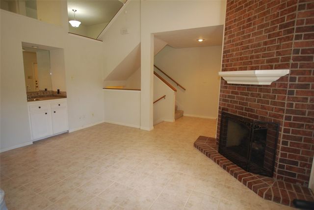 3100 75th Street 3, Galveston, TX 77551