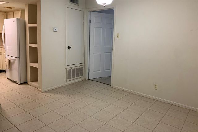 3100 75th Street 3, Galveston, TX 77551