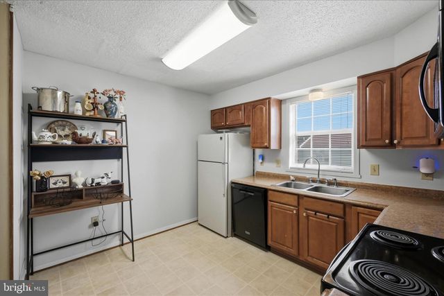 202 EMILY LN, Winchester, VA 22602