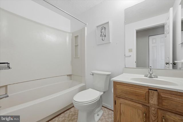 202 EMILY LN, Winchester, VA 22602