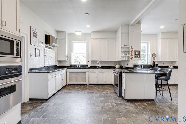 6 Tapoan Rd, Richmond, VA 23226