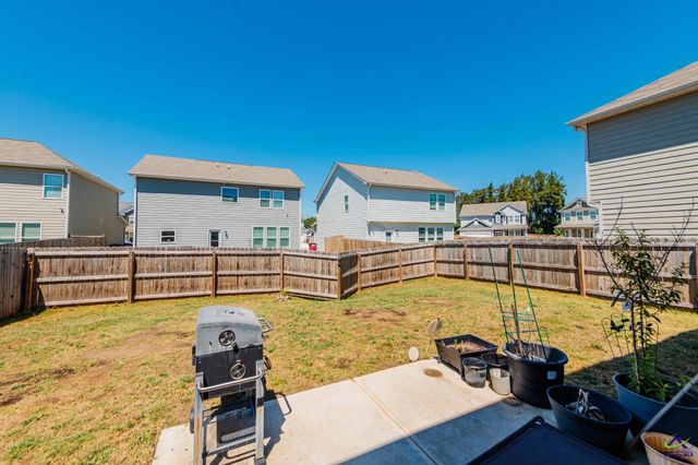 137 Red Birch Lane, Byron, GA 31088