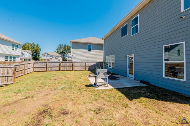 137 Red Birch Lane, Byron, GA 31088