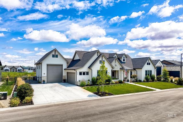 515 Century Ave, Middleton, ID 83644