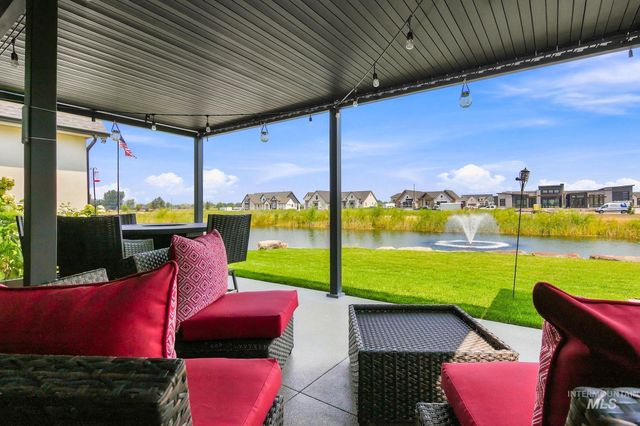 515 Century Ave, Middleton, ID 83644