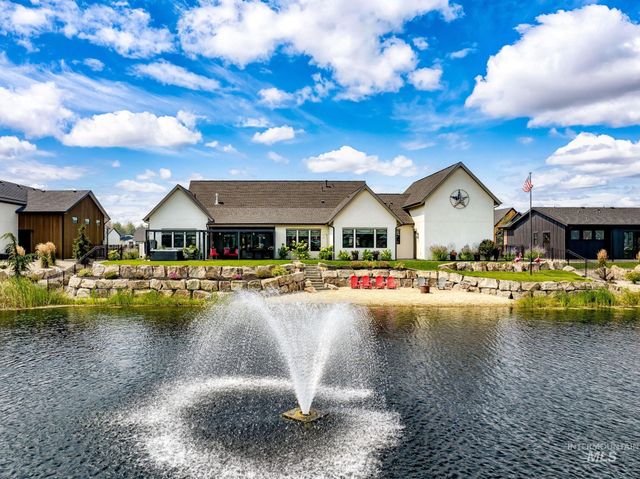 515 Century Ave, Middleton, ID 83644
