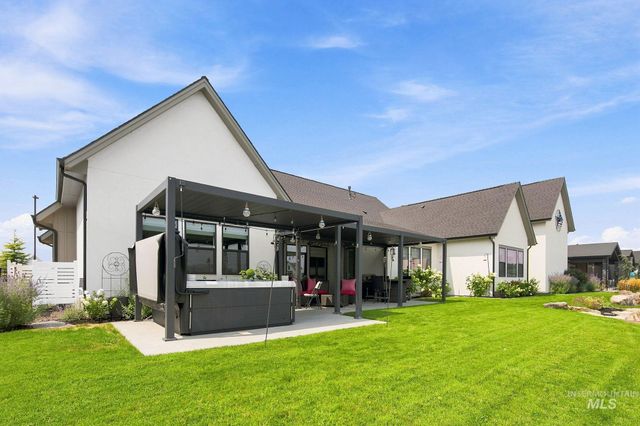 515 Century Ave, Middleton, ID 83644