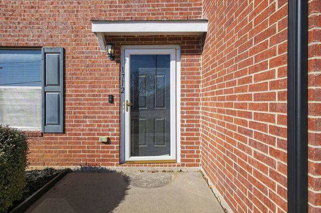 1712 Morrison Drive, Fort Worth, TX 76112