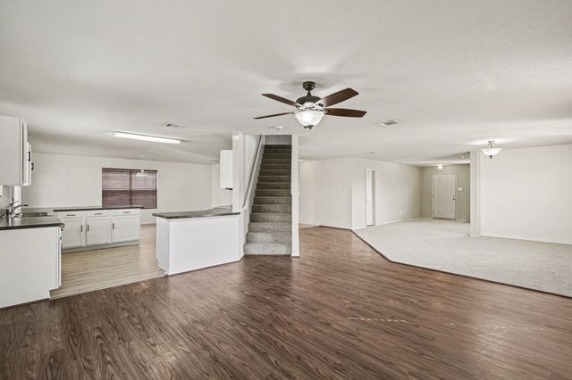 1712 Morrison Drive, Fort Worth, TX 76112