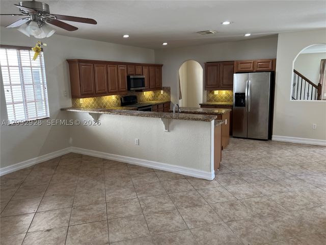 14008 SW 274 TER, Homestead, FL 33032