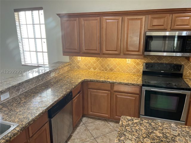 14008 SW 274 TER, Homestead, FL 33032