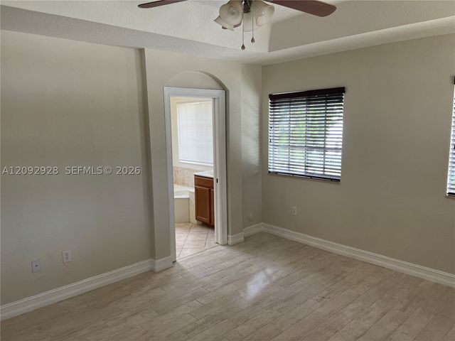 14008 SW 274 TER, Homestead, FL 33032