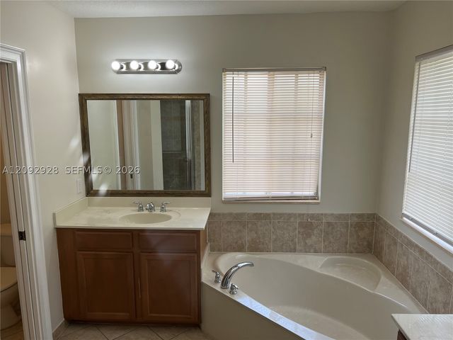 14008 SW 274 TER, Homestead, FL 33032