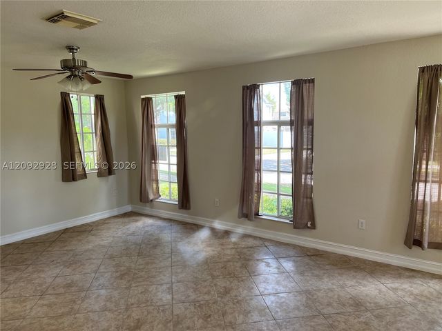 14008 SW 274 TER, Homestead, FL 33032