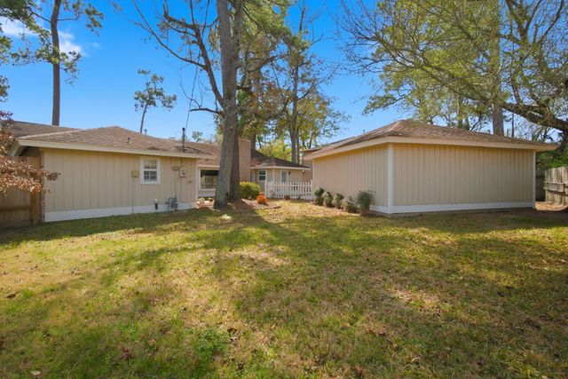 218 Tree Trunk Drive, Spring, TX 77388