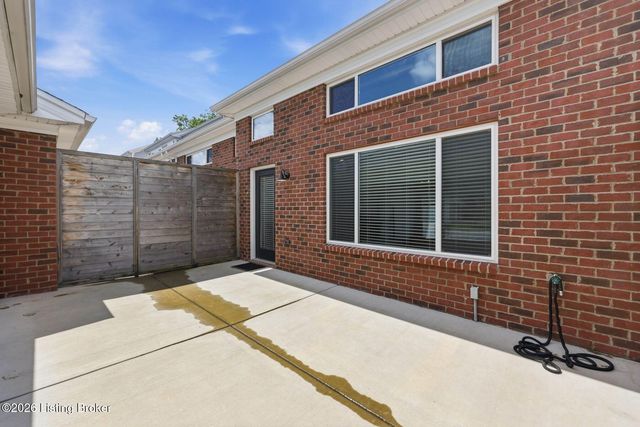 10906 Cole Thompson Ln, Jeffersontown, KY 40299