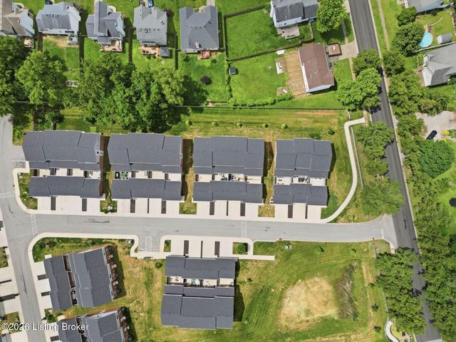 10906 Cole Thompson Ln, Jeffersontown, KY 40299