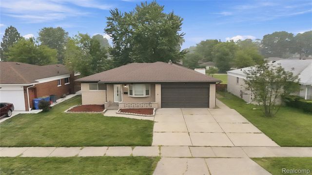 28423 Flanders Avenue, Warren, MI 48088