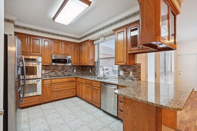 1012 Indian Ridge, Denton, TX 76205