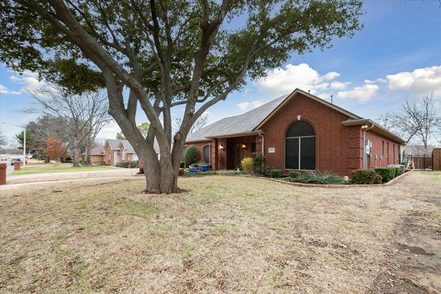 1012 Indian Ridge, Denton, TX 76205