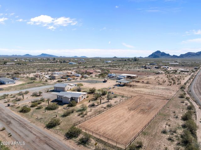51539 W DONALD Road, Aguila, AZ 85320